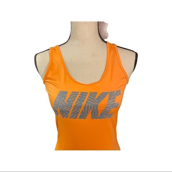 Nike Racerback  - Picture 2 of 3